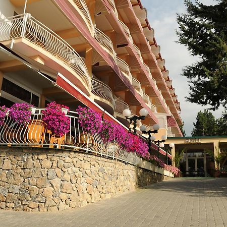 Hotel Belvedere โอครีด ภายนอก รูปภาพ