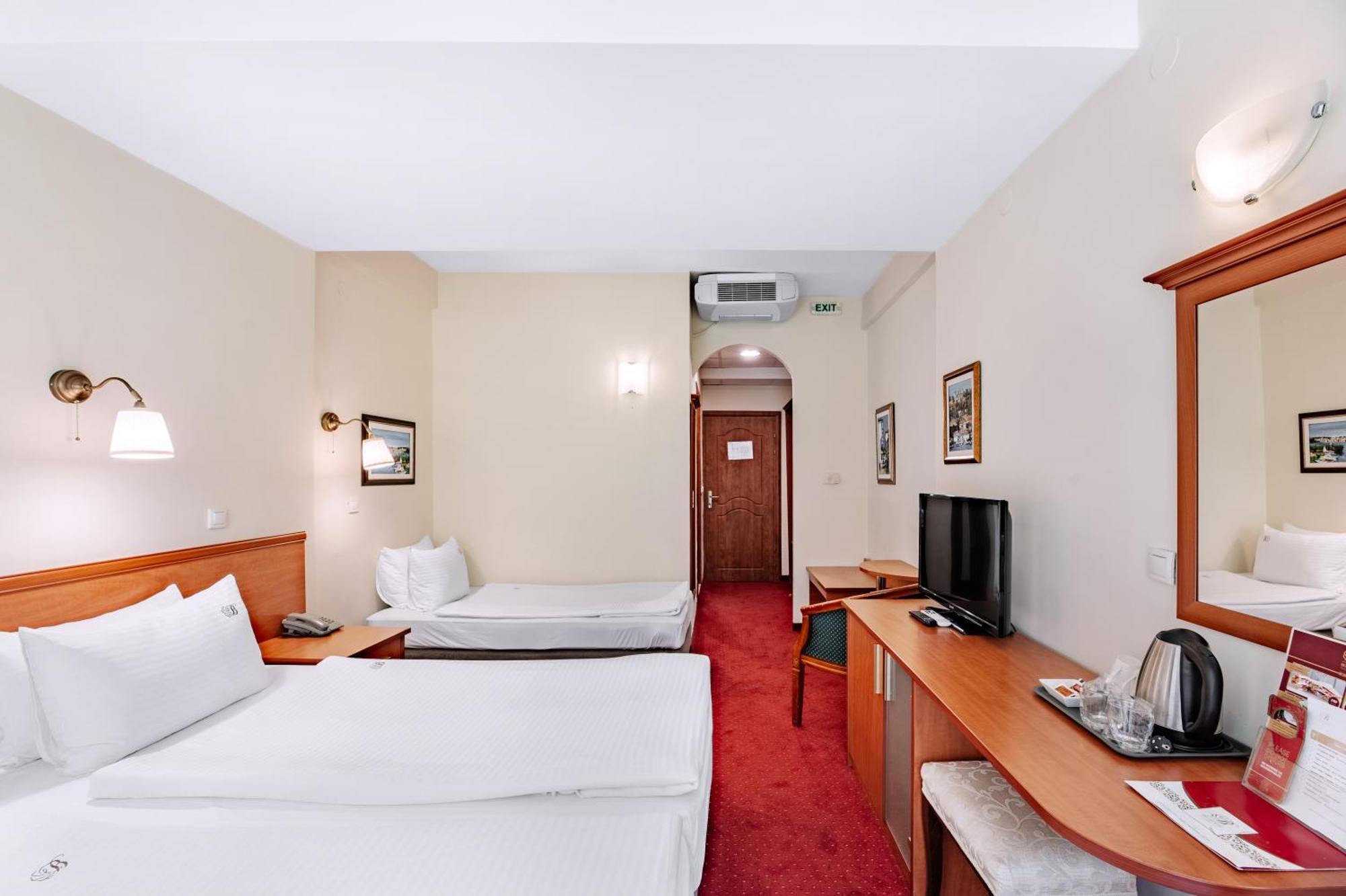 Hotel Belvedere โอครีด ภายนอก รูปภาพ