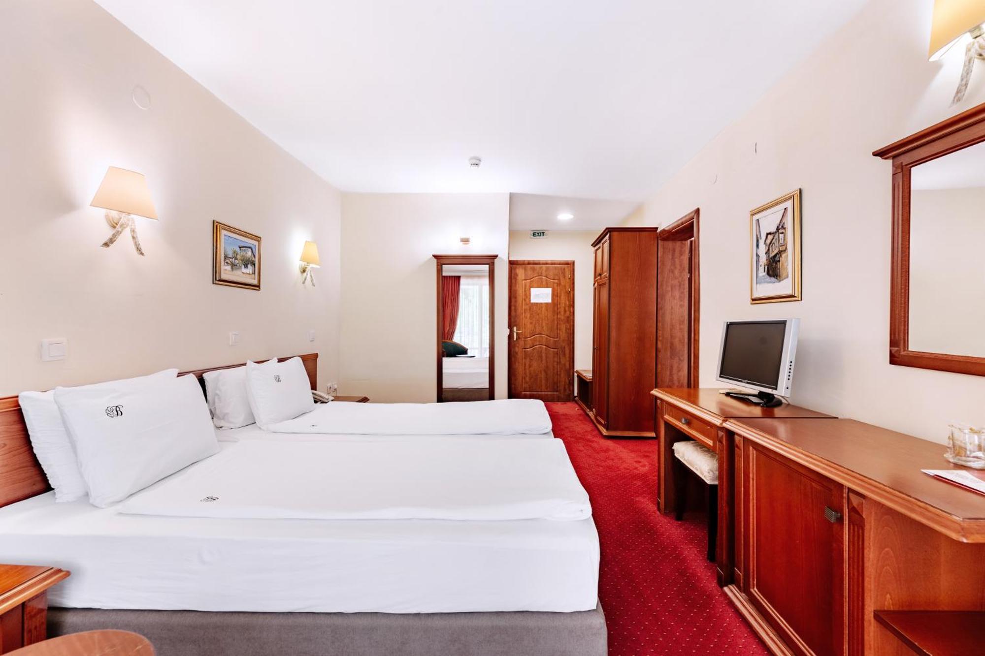 Hotel Belvedere โอครีด ภายนอก รูปภาพ